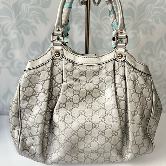 Authentic Gucci Silver Sukey Tote - Picture 2 of 15